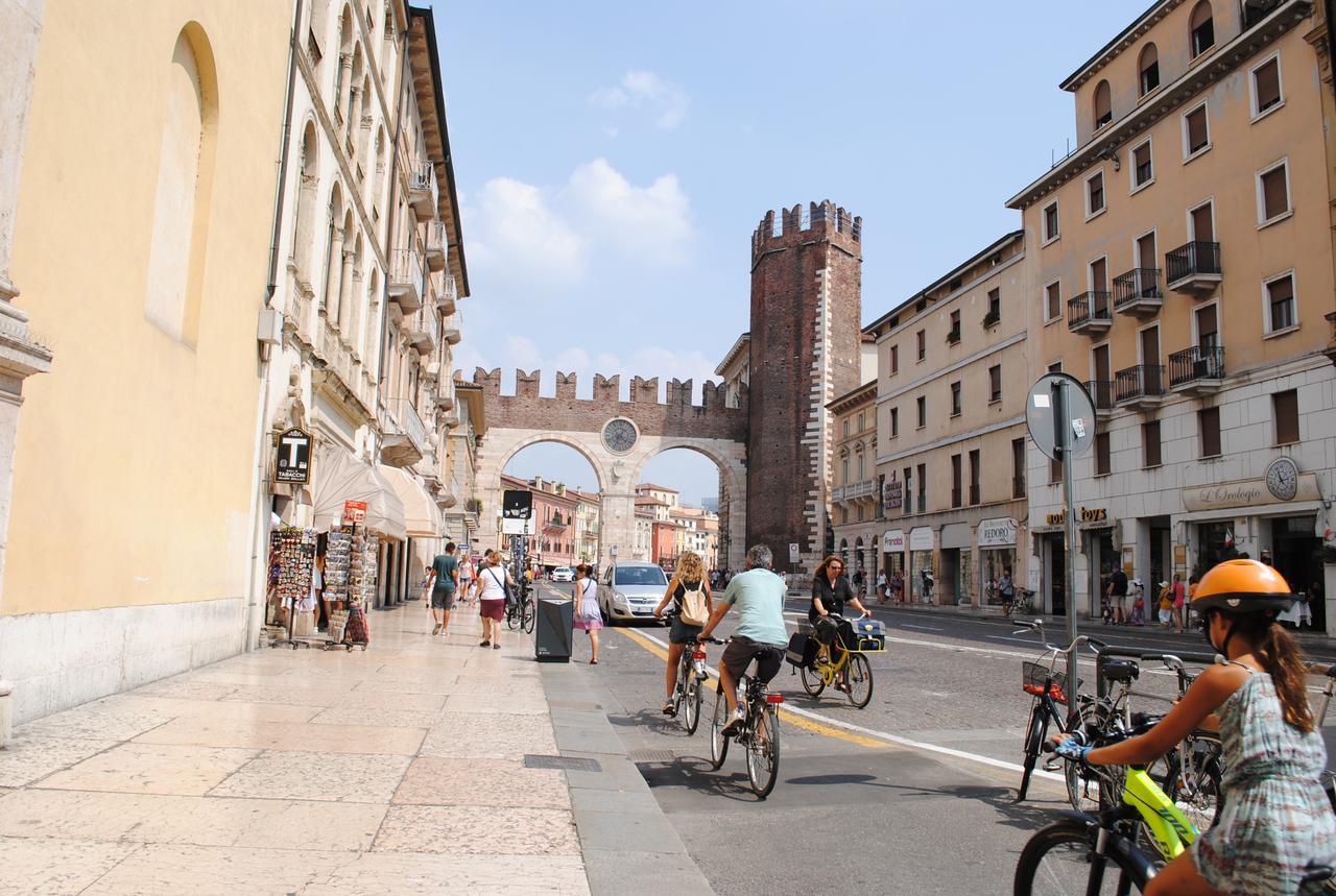 Dreaming Piazza Bra Rooms Verona Exteriör bild